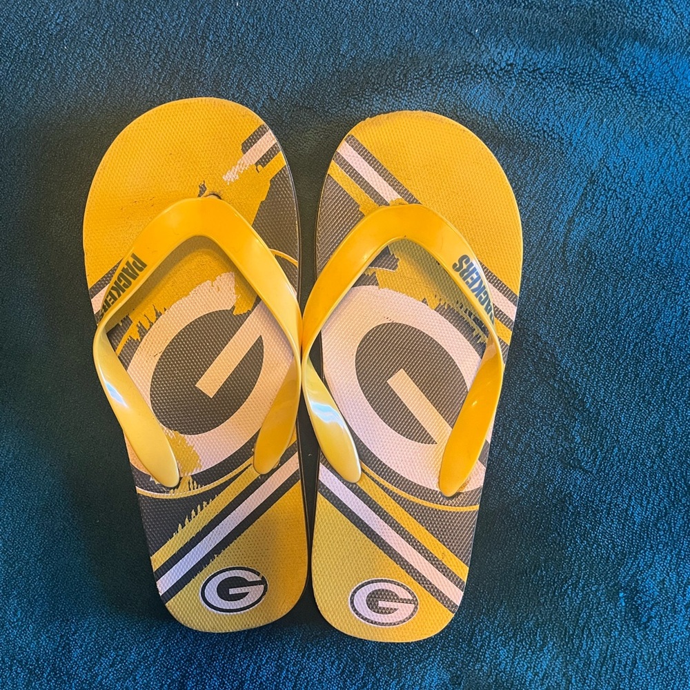Youth Packer flip flops S-M